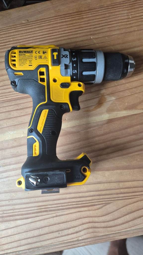 DeWALT brushless 18v XR 