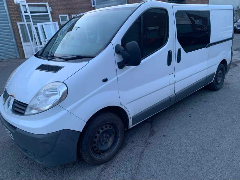 2009 RENAULT TRAFIC LONG WHEEL BASE LWB VAN VIVARO TOWBAR SWAP P/X - SPARES OR REPAIR