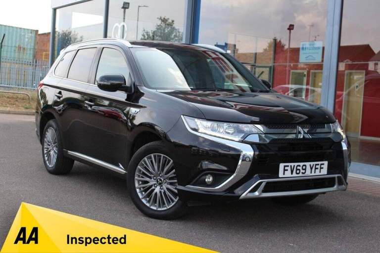 2019 69 MITSUBISHI OUTLANDER 2.4H TWINMOTOR 13.8KWH DYNAMIC SUV 5DR PETROL PLUG-