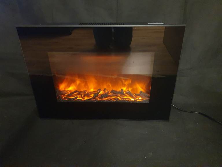 NEW WALL-MOUNTED ELECTRIC FIRE, 3D patented flame, RRP £240