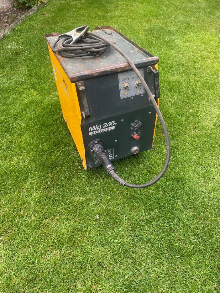 Mig welder 245 amp 