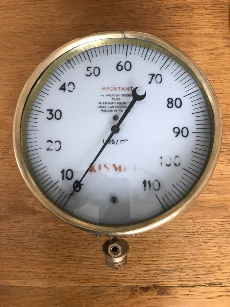Kismet tyre pressure gauge