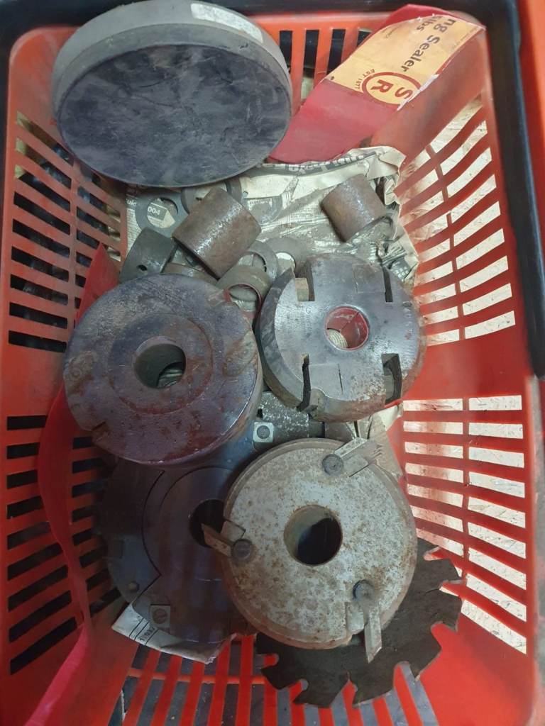 Spindle molder cutting blocks