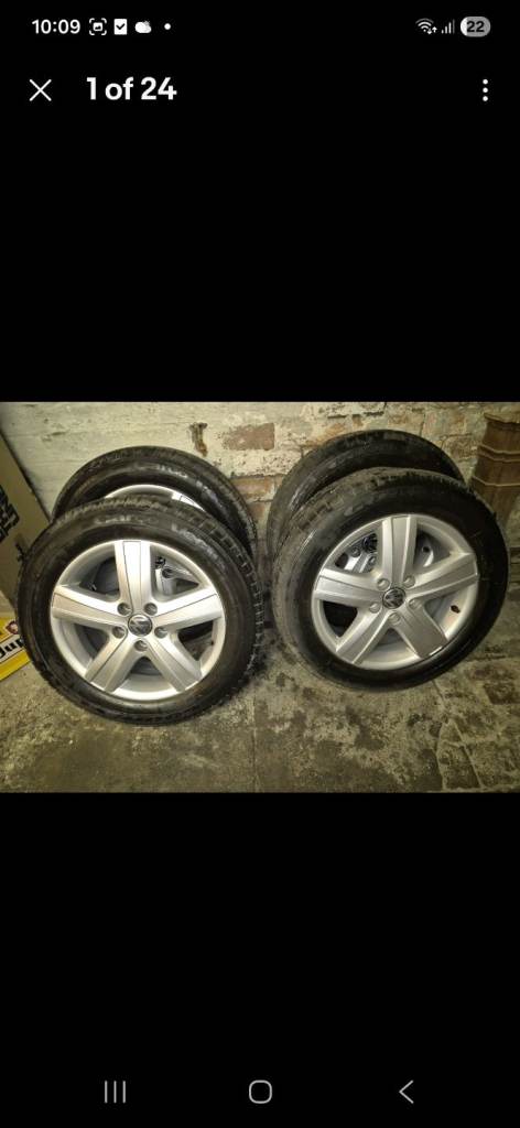 17" alloy wheels and tyers 