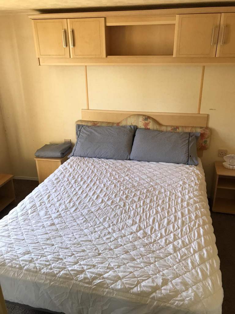 ** AVAILABLE NOW / 2 BED STATIC / MINSTER ON SEA / NO CREDIT CHECKS / PETS WELCOME **