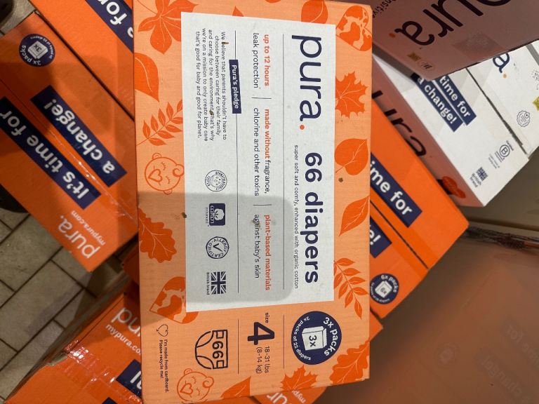 Pura Size 4 Nappies (66 Count) - New, Unopened