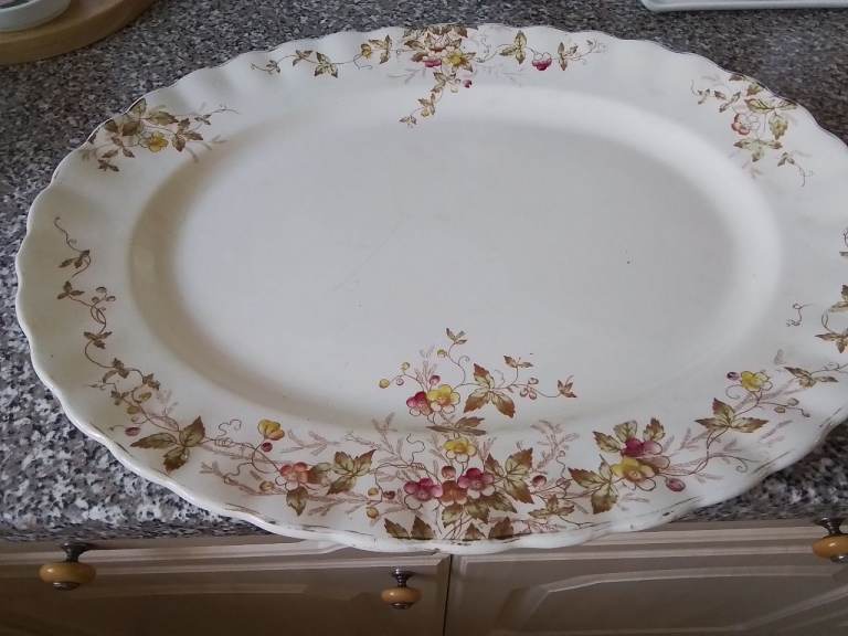 Plate Large Serving Oval Platter Plate Vintage In Cream Ceramic with Floral Border 