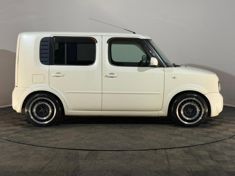WHITE 2007 NISSAN CUBE 1.5 PETROL AUTOMATIC 5 DOOR HATCHBACK 1 PREVIOUS OWNER