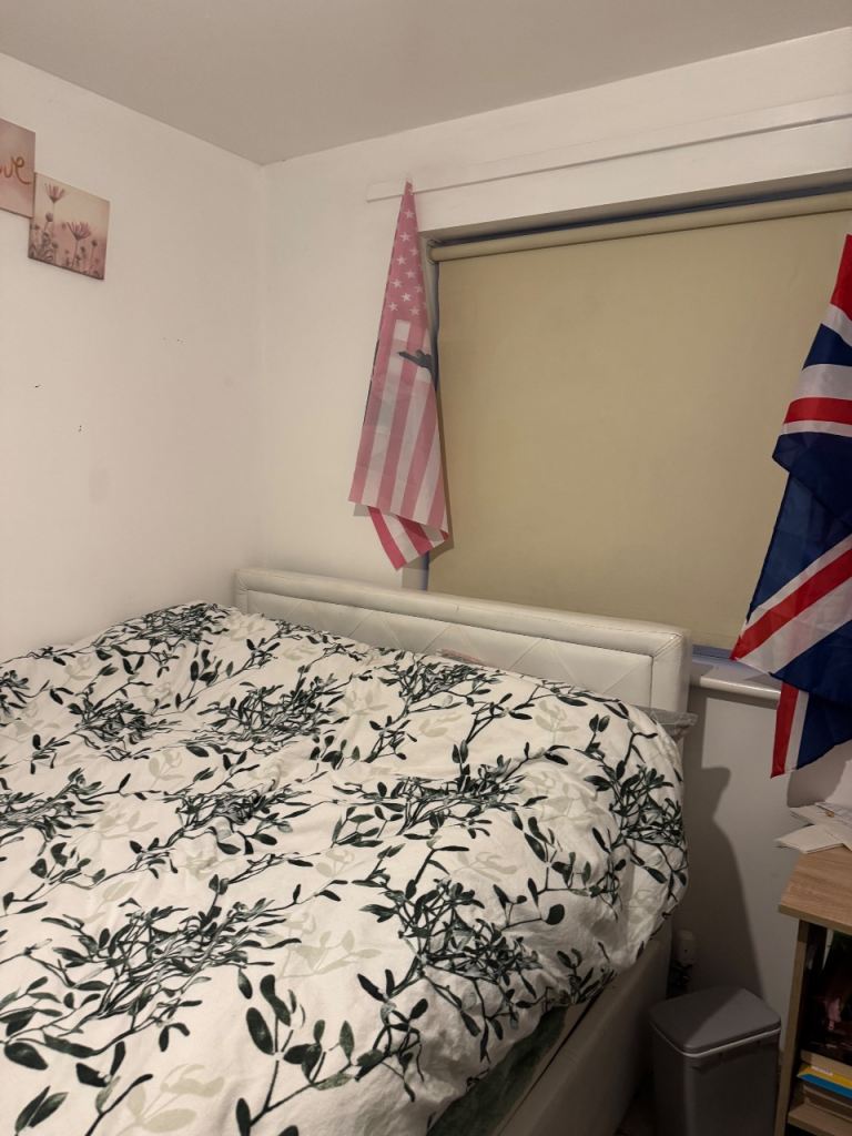Rooms to rent in 3brdroom House 