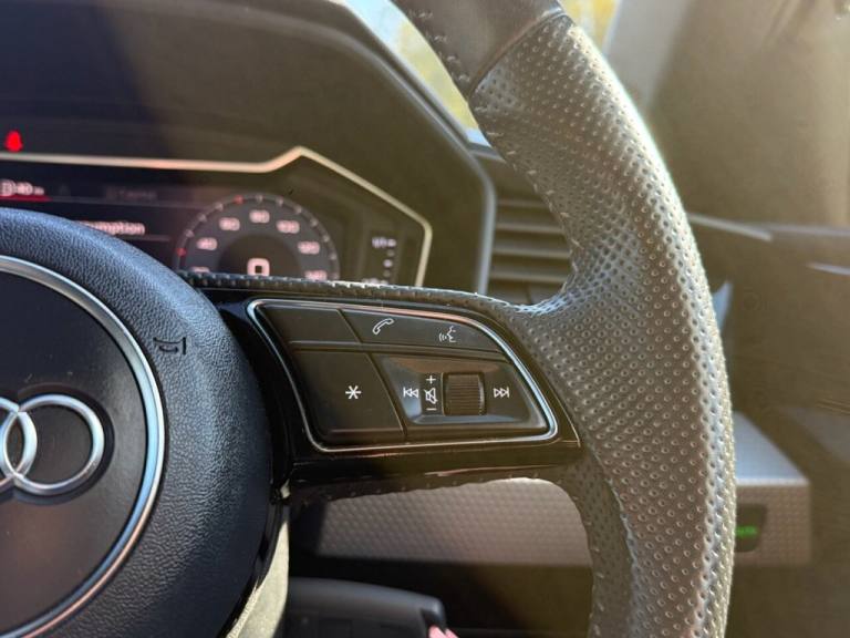 2019 69 AUDI A1 1.0 TFSI 30 S LINE SPORTBACK 5DR PETROL MANUAL EURO 6 (S/S) (116