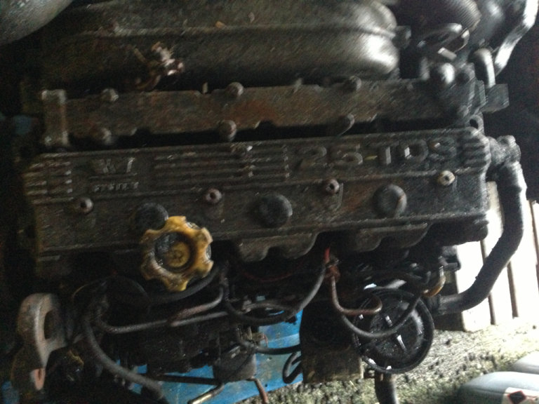 VAUXHALL / JEEP 4X4 ENGINE 2.5 VM TYPE IDEAL EXPORT OR UK USE. VGC COMPLETE