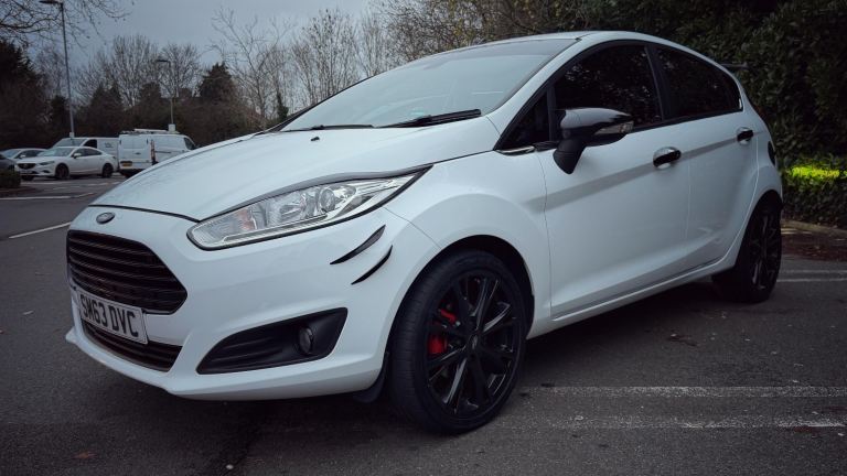 Ford, FIESTA, Hatchback, 2014, Manual, 998 (cc), 5 doors