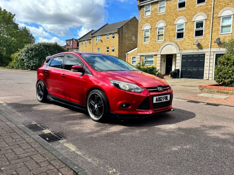 Ford Focus Titanium (2012) 1.0T EcoBoost Titanium Hatchback 5dr Petrol Manual Euro 5 (s/s) (125 ps)