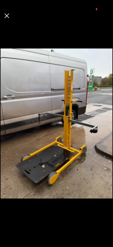 Van mate forklift 