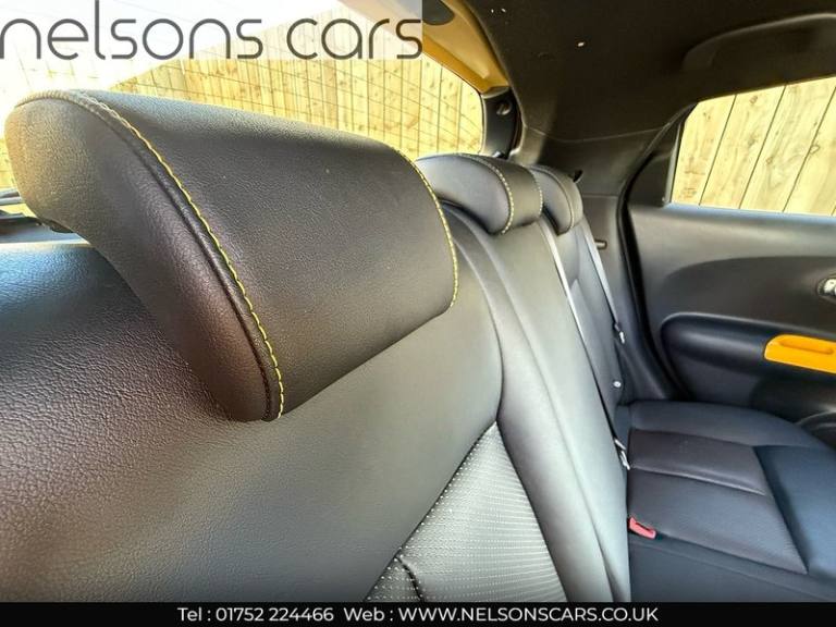 2015 Nissan Juke Tekna SUV Petrol Automatic