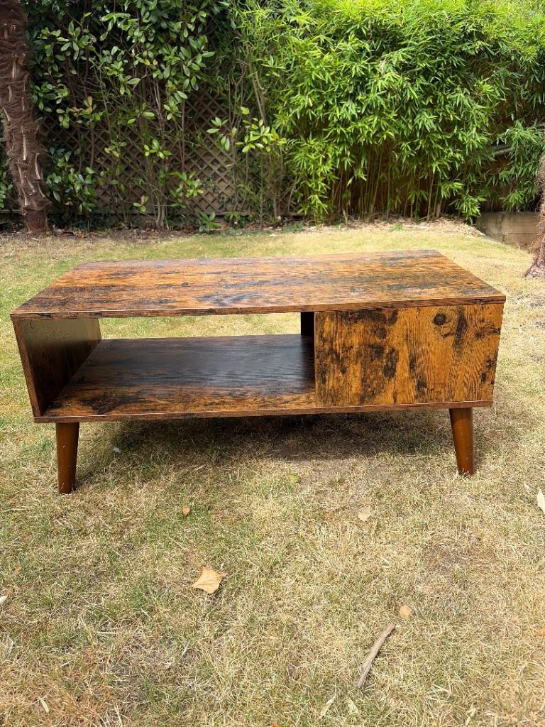 Wooden Coffee Table with Storage – Good Condition