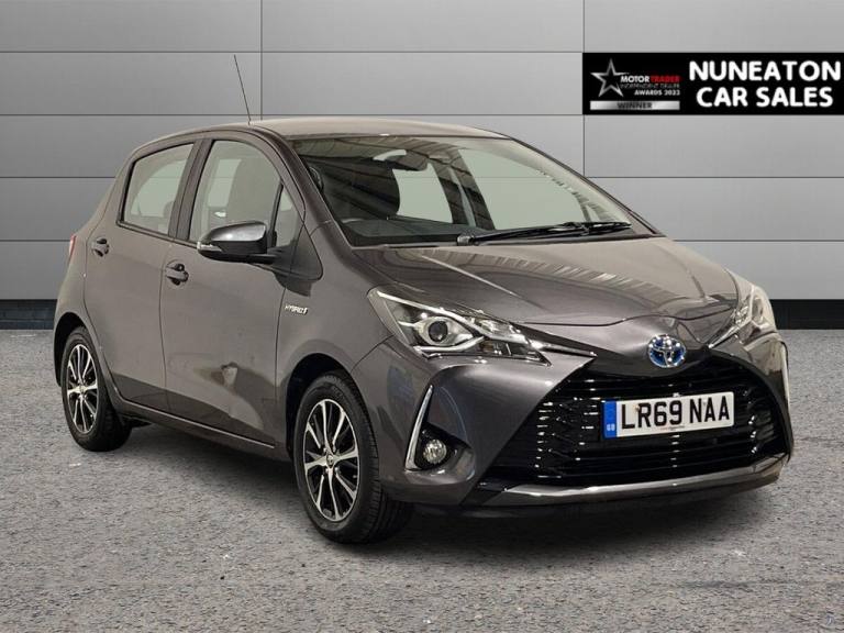 2019 Toyota Yaris 1.5 VVT-h Icon Tech Hatchback 5dr Petrol Hybrid E-CVT Euro 6 (s/s) (100 ps) Hat...