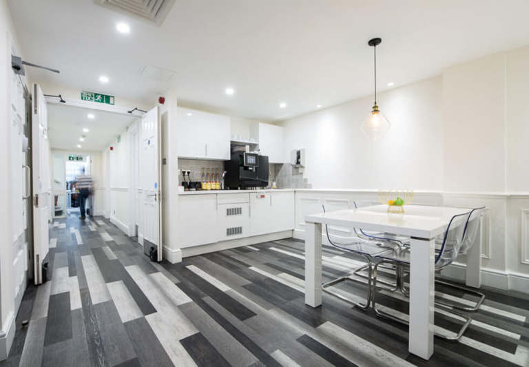 3 to 45 Person Offices to Rent in Mayfair with All Inclusive Pricing