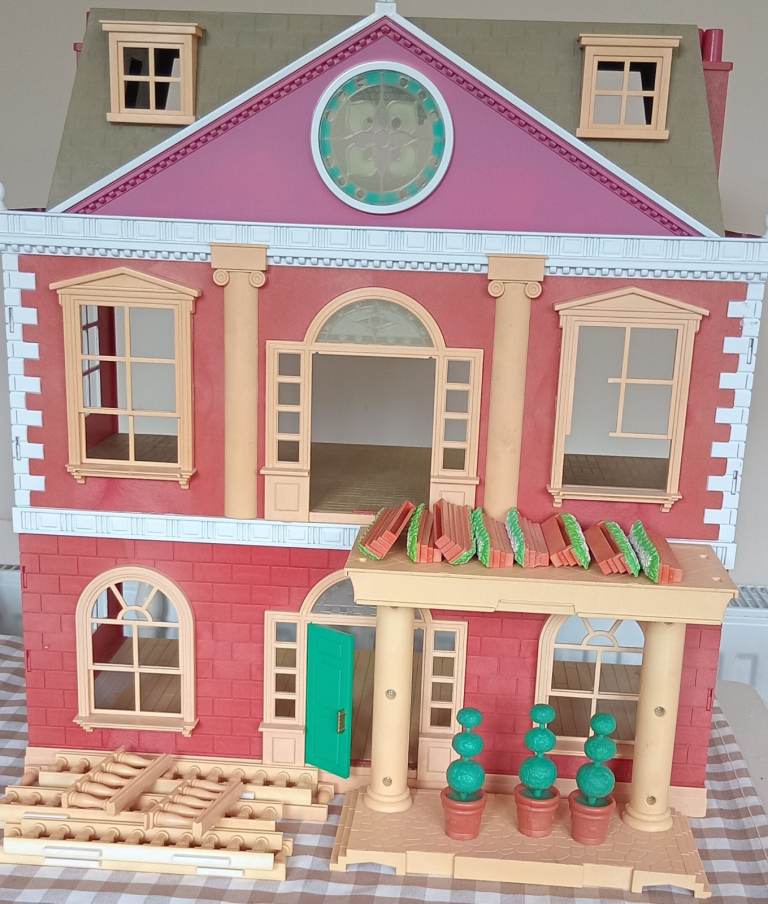 FRONT SECTION SYLVANIAN HOTEL FOR PARTS.