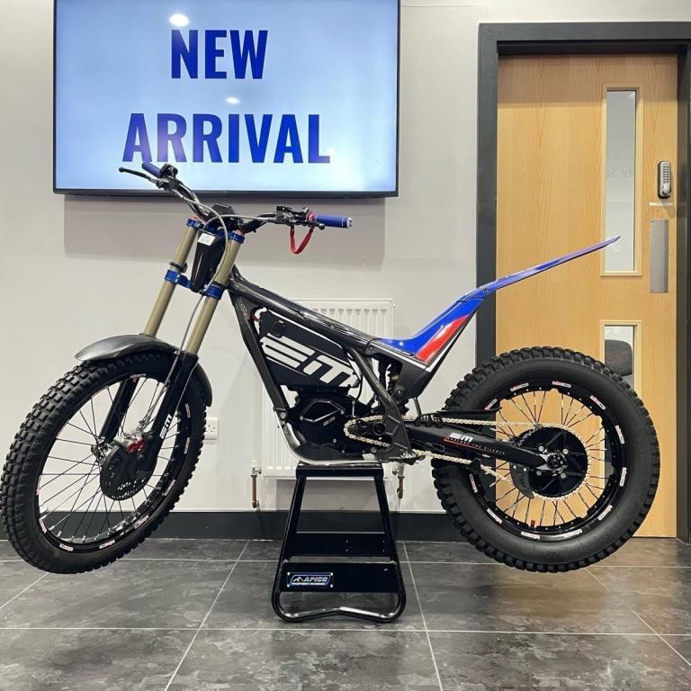 2024 EM EPURE RACE ELECTRIC MOTION TRIALS BIKE **EXCELLENT CONDITION**
