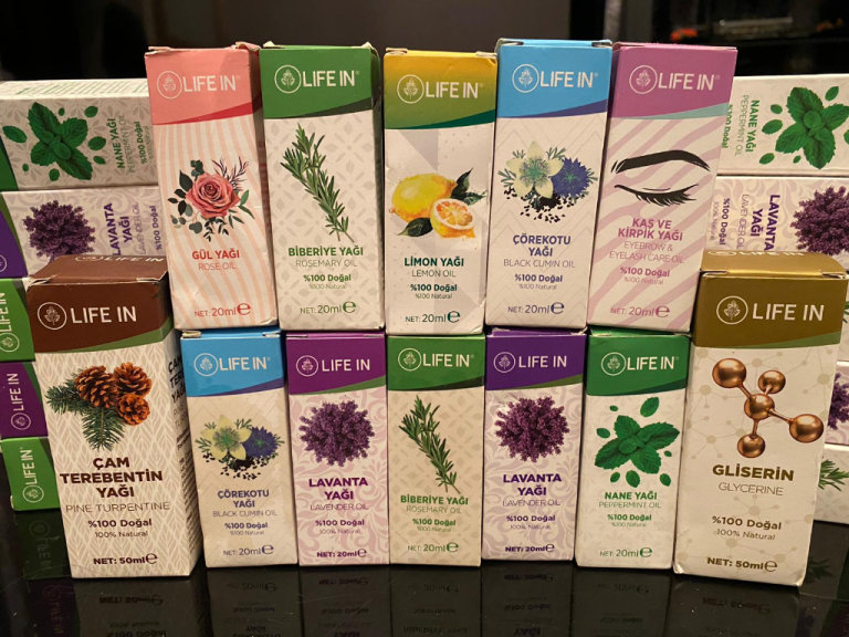 BRAND NEW  Life In Essential Oil-20ML-Mix And Match-3 For £10