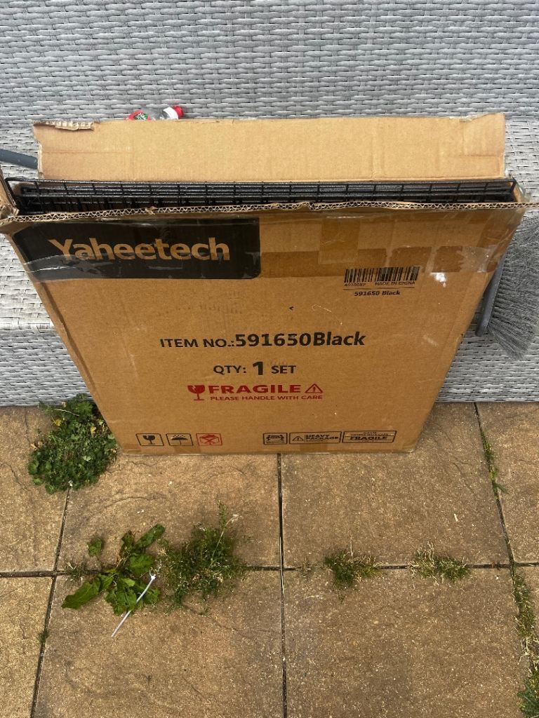 Dog Playpen / Puppy Pen – Folding Metal Run – Yaheetech Black