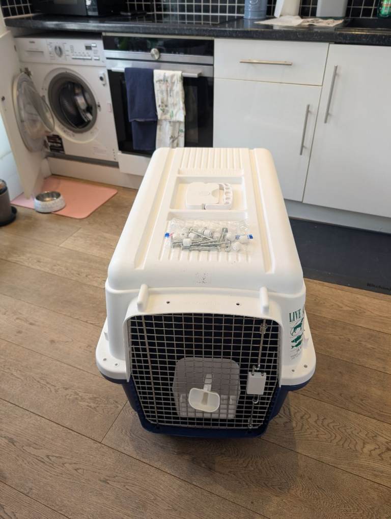 BB55 IATA Air Travel Dog Crate / Airline Pet Carrier – 85 × 56 × 60cm