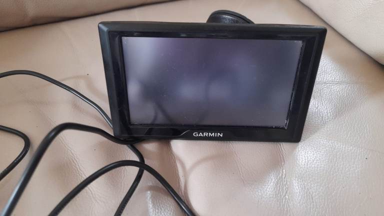 GARMIN SAT NAV