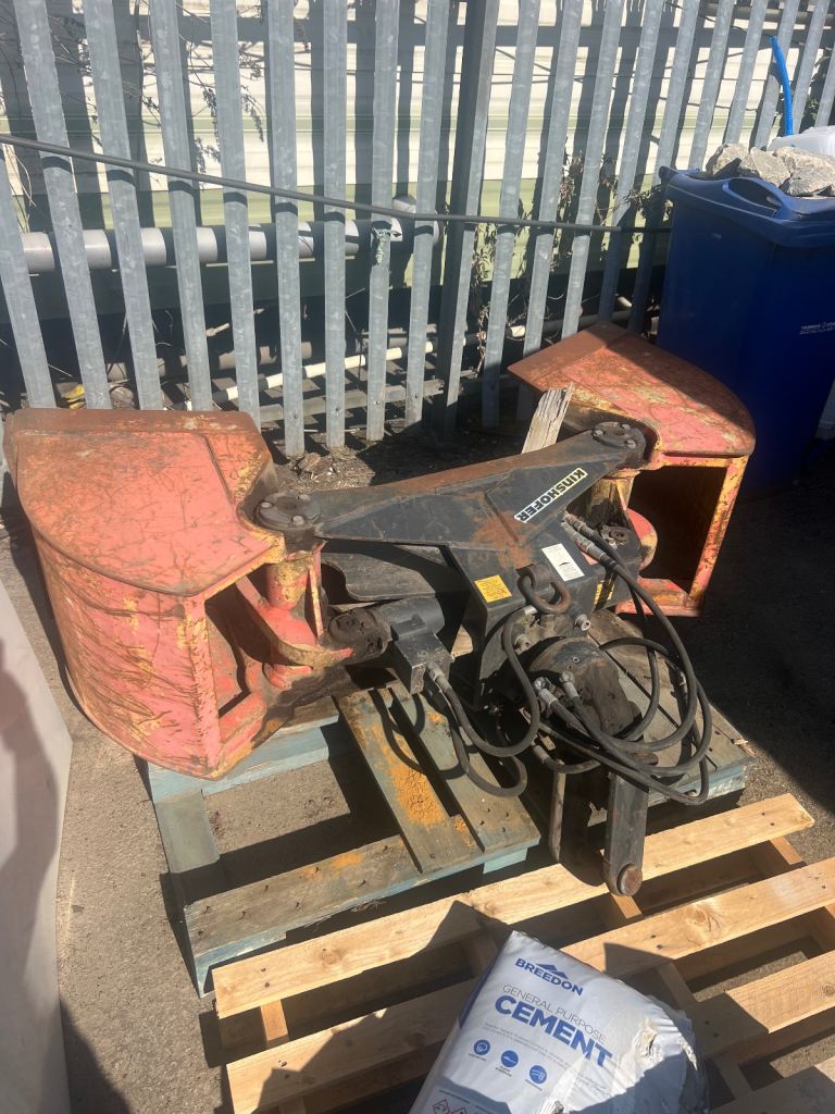 image for Grab for tipper hiab etc Open to offers