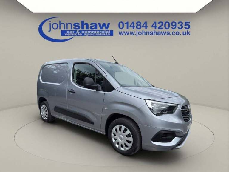 2019 Vauxhall Combo 2000 Sportive 1.6 Turbo D 100 ps Van,  Panel Van Diesel Manual
