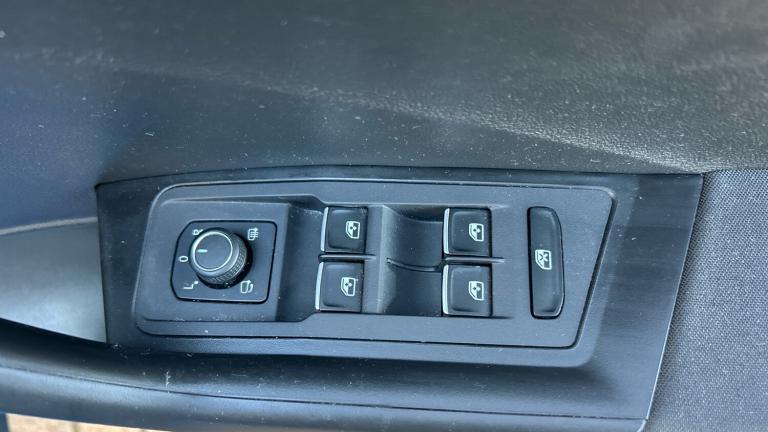 2019 Volkswagen T-Roc 1.5 TSI EVO SE 5dr Petrol Hatchback Hatchback Petrol Manual