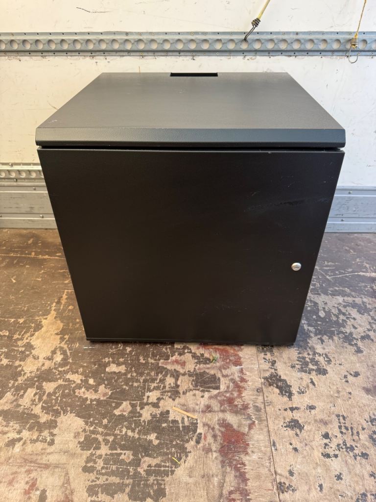 Server rack - server cabinet - Wall Mount IT Cabinet
