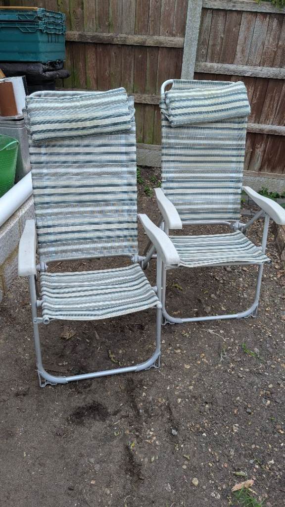 Camping/picnic chairs 