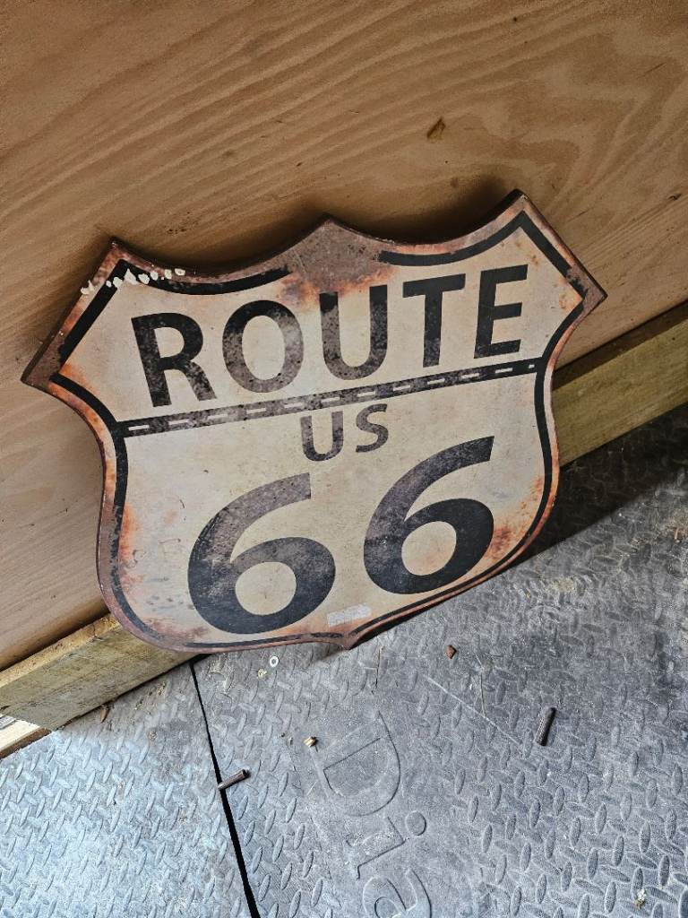 Route 66 sign ( patenered )