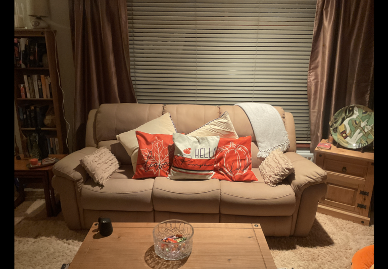 image for The PERFECT Christmas Gift! Reclining 3 seater and 2 recliners