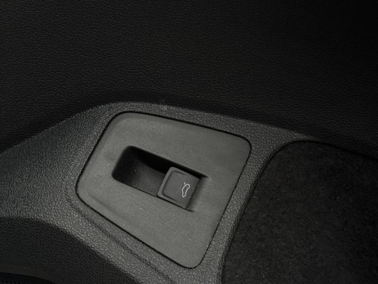 2019 Volkswagen Tiguan 1.5 TSI EVO R-Line DSG Euro 6 (s/s) 5dr ESTATE Petrol Automatic