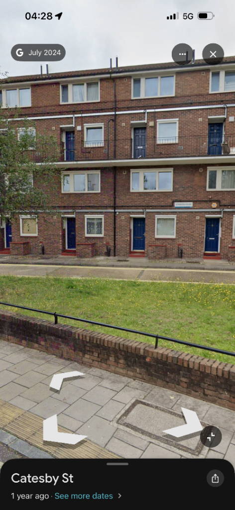 2 bed maisonette flat with balcony second floor 