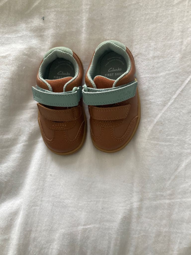 Clarks First Shoes – Brown leather new 