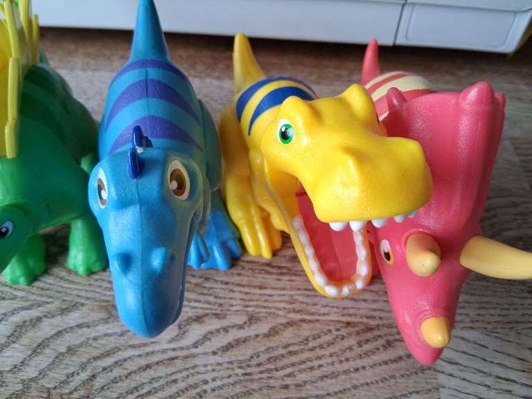 Paw patrol dinosaur bundle