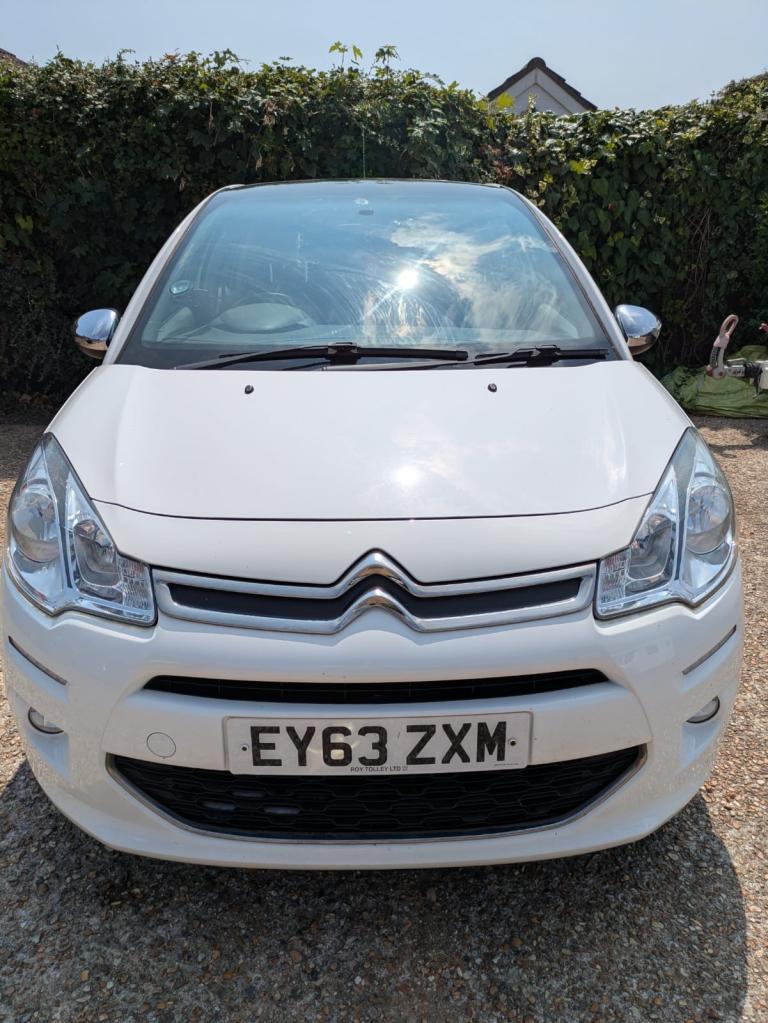 Hatchback (2013 - 2017) 1.2 VTi Selection Hatchback 5dr Petrol Manual Euro 5 (82 ps)