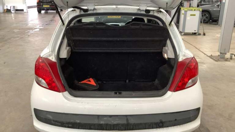 2010 Peugeot 207 1.4 Millesim 5dr HATCHBACK PETROL Manual