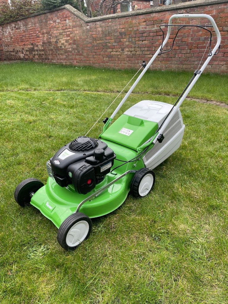 Viking Petrol Lawn Mower Type MB248.3 T 