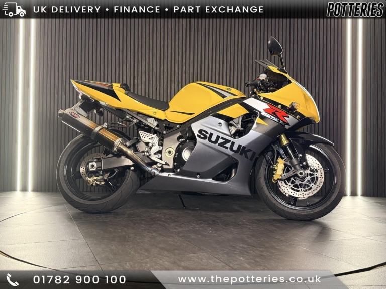 Suzuki GSXR1000 2004 *SEE PHOTOS! WOW! 9900 MILES!*