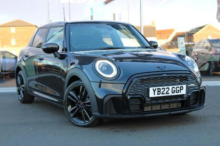 2022 MINI Hatch 1.5 Cooper Sport Hatchback 5dr Petrol Steptronic Euro 6 (s/s) (136 Ps) HATCHBACK ...