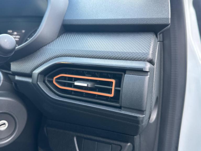 2023 Dacia Sandero Stepway 1.0 TCe Essential Euro 6 (s/s) 5dr HATCHBACK Petrol Manual