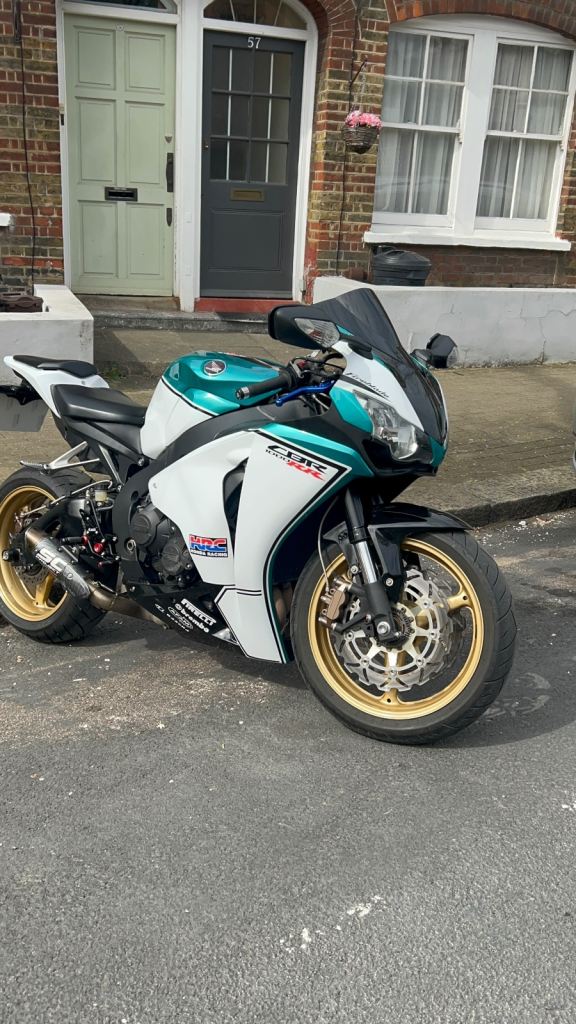 CBR 1000 fireblade 2009 serviced and MOT