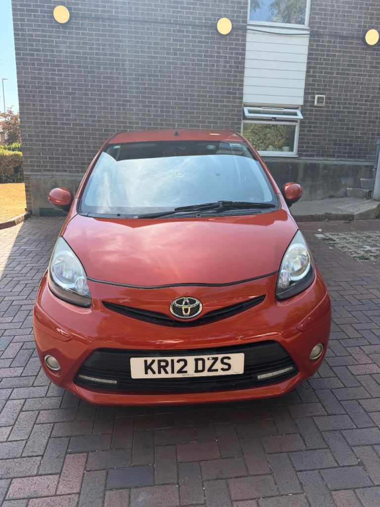 Toyota, AYGO, Hatchback, 2012, Manual, 998 (cc), 3 doors