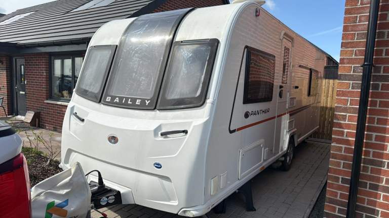 2019 Bailey panther 640-4 special edition island bed 