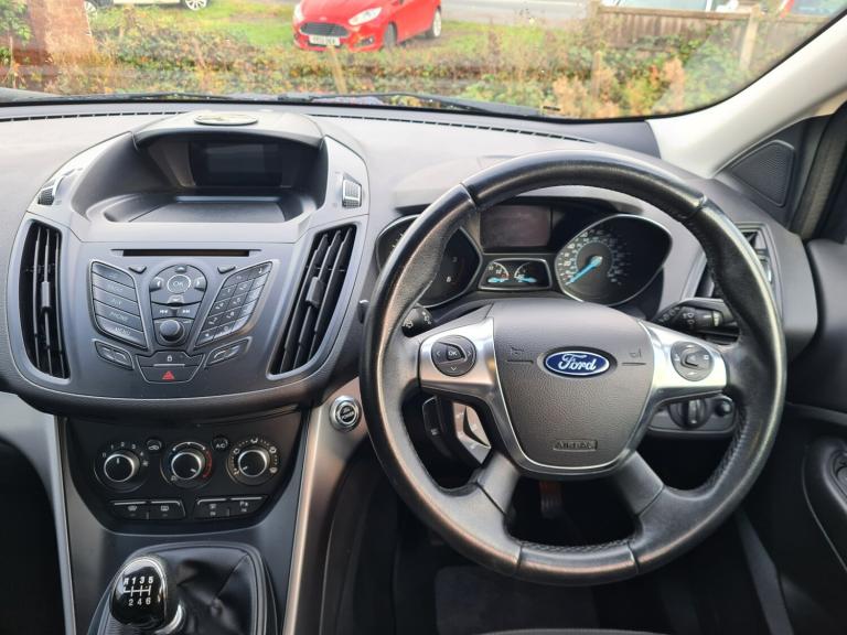 2014 Ford Kuga 2.0 TDCi Zetec 5dr HATCHBACK Diesel Manual