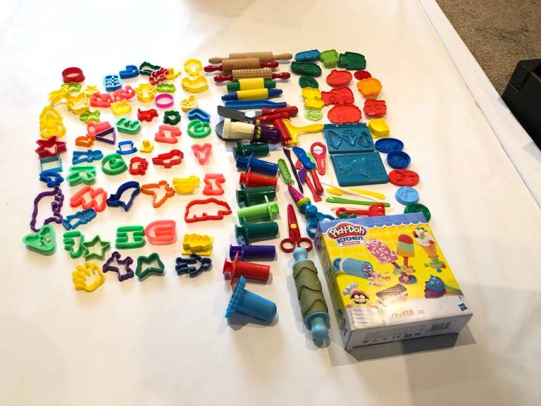 image for Playdoh tools accessories v